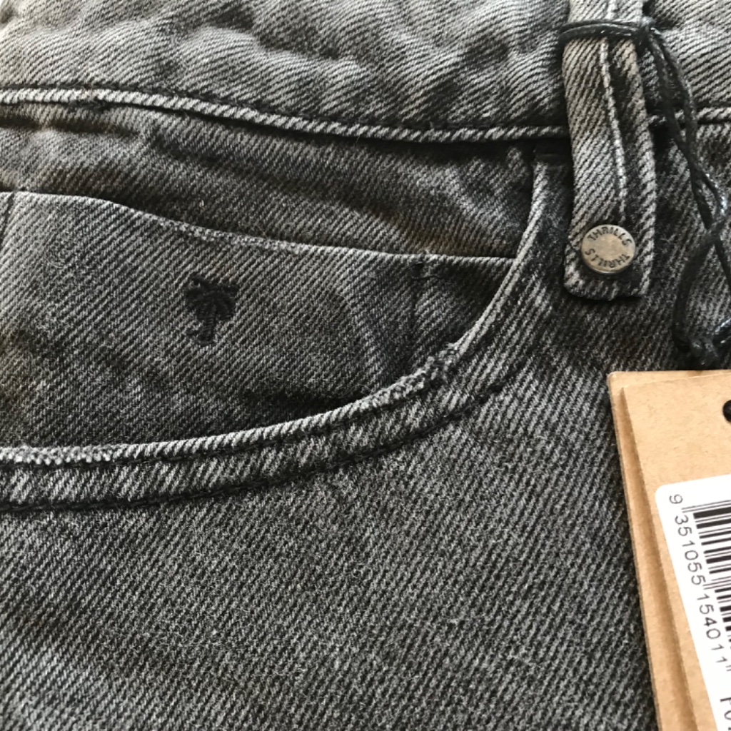 New Thrills Thelma Denim Wasted Black Short — image 3 of 8